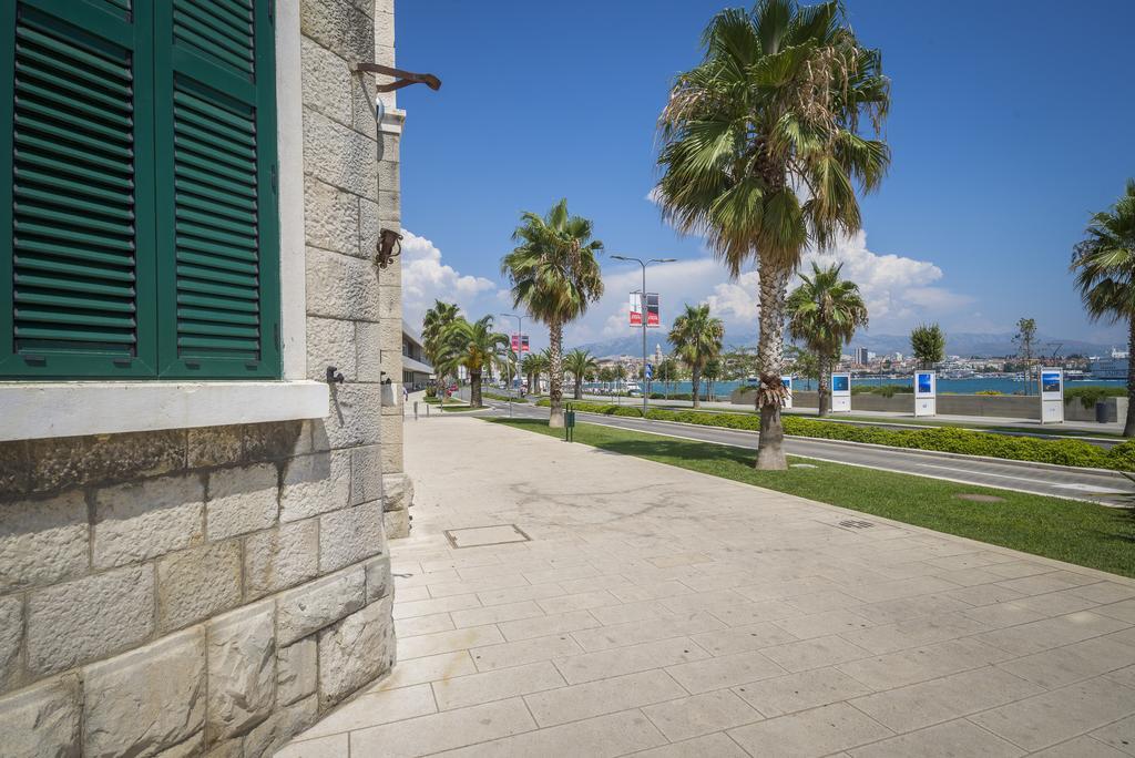 Ferienwohnung Riva Agava Split Waterfront Exterior foto